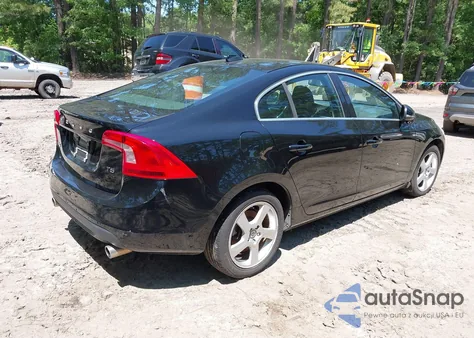 2013 Volvo S60 T5/T5 Platinum/T5 Premier/T5 Premier Plus from USA, damaged, VIN YV1612FS8D2206831